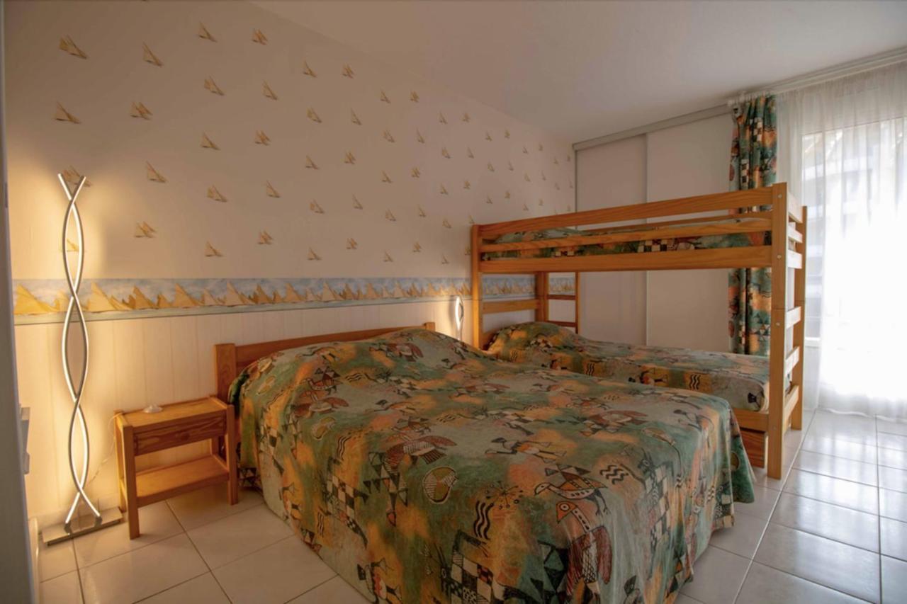 Apartment With Balcony And View On The Port Frejus Ngoại thất bức ảnh
