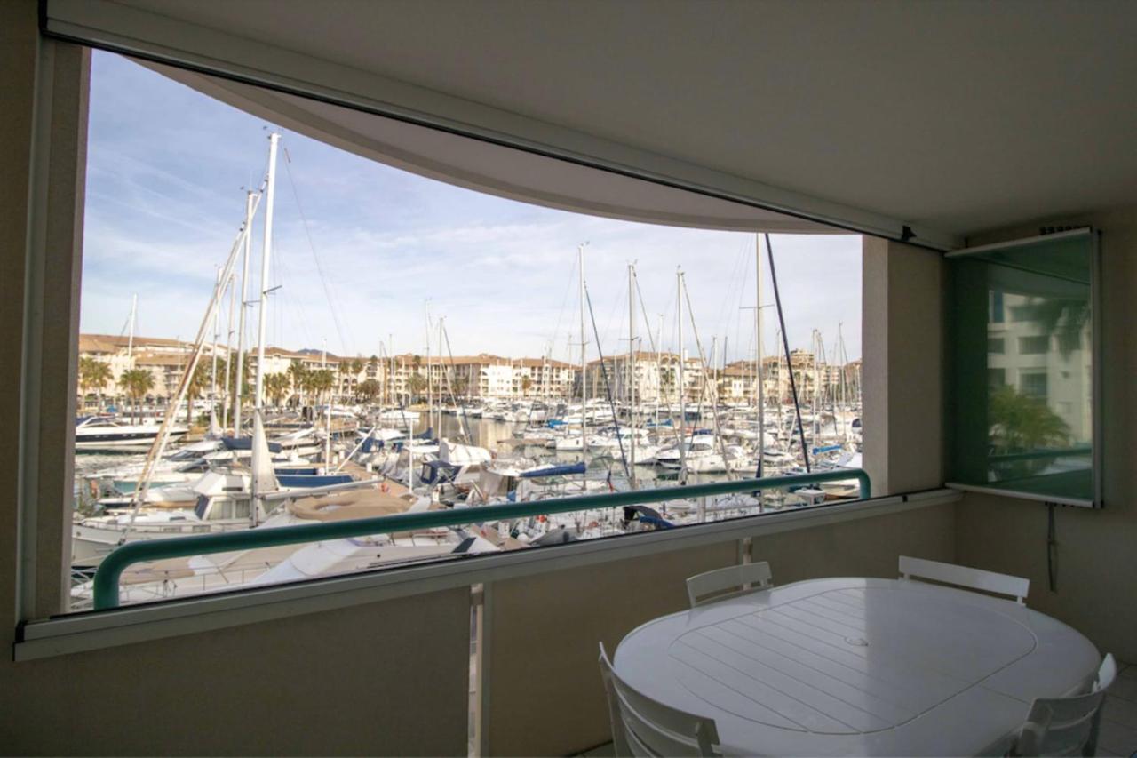 Apartment With Balcony And View On The Port Frejus Ngoại thất bức ảnh